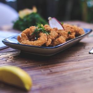 CRISPY CALAMARI